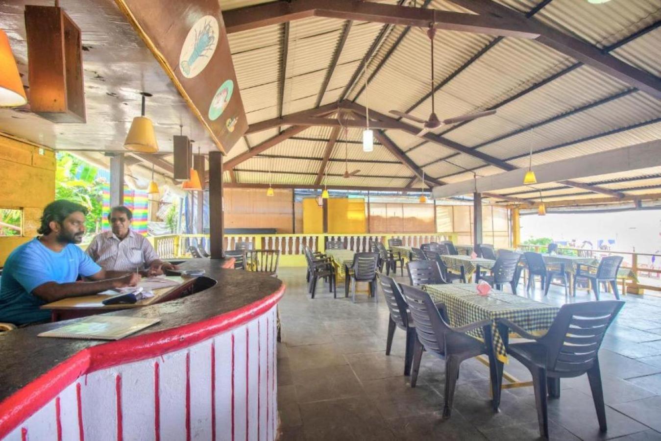 Roseal Beach Front Baga Kültér fotó